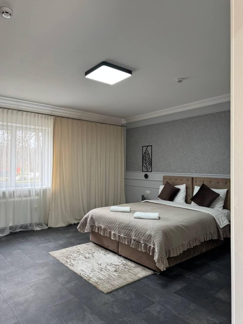 Park Hotel Novomoskovs'k